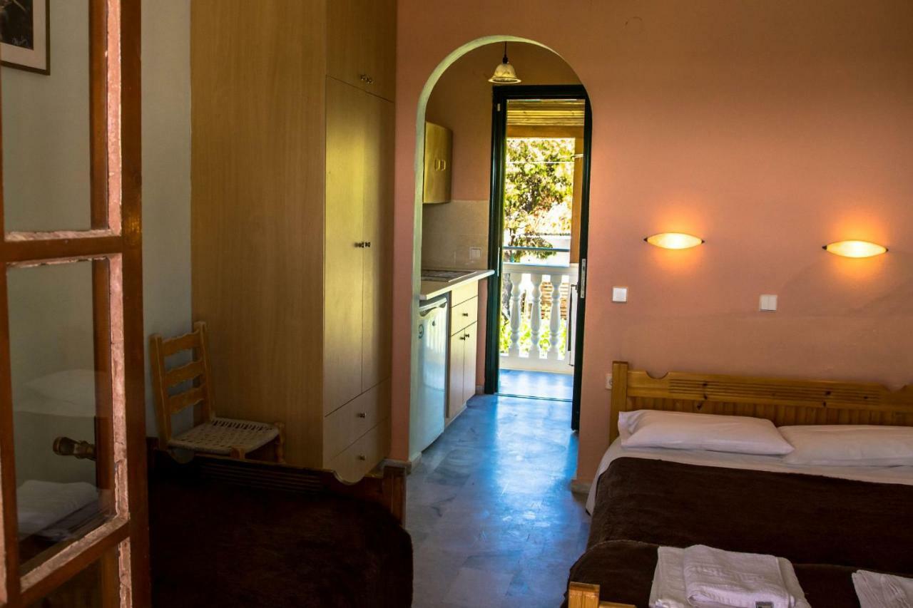 Nikos Studios Alykes Zakynthos Island Exteriér fotografie